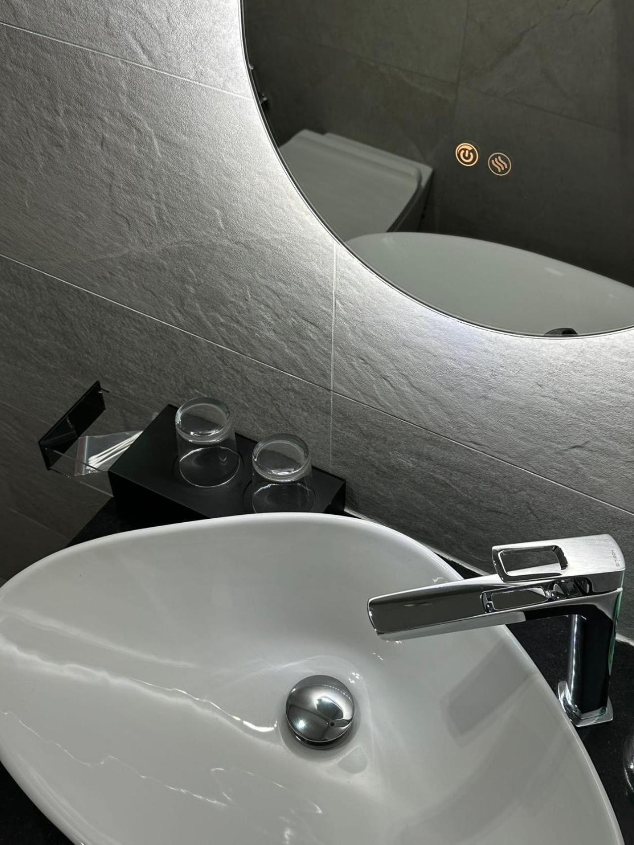 Отель Domus House Рим Экстерьер фото